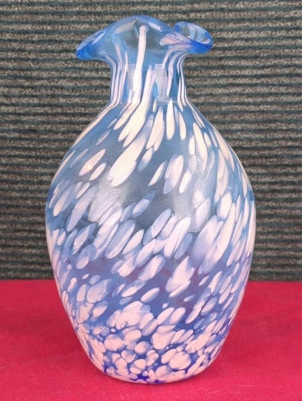 Vintage Hand Blown Blue And White Bud Vase 6.5
